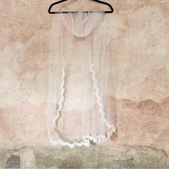 Anthropologie BHLDN Wedding Veil, French Lace main image 4